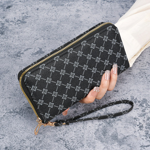 New Niche European American Trendy Printed Style Long Large Capacity Multifunctional Women's PU Portable Wallet <strong>Clutch</strong> China - Product Image 3