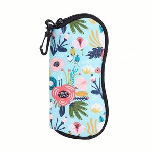Étui à lunettes souple personnalisé en néoprène avec fermeture éclair, pochette de voyage pour lunettes de soleil pour femmes et hommes - Product Image 1