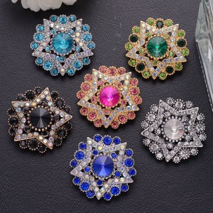 Nhà Máy Trực Tiếp Tùy Chỉnh Hollow-out Đầy Đủ Rhinestone Kim Loại Nút Cho Thời Trang Hàng May Mặc 12-30Mm - Product Image 1