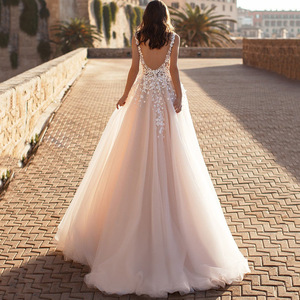 French Style V-neck A-line Tulle Wedding Dress White Floral Print Natural Waistline Floor Length Bridal Gown for Outdoor - Product Image 4