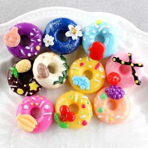 Molde de Resina Artístico Pintado a Mano con Diseño de Donut de Frutas, Forma Personalizada, Parte Posterior Plana, para Arte y Decoración Coleccionable - Product Image 3