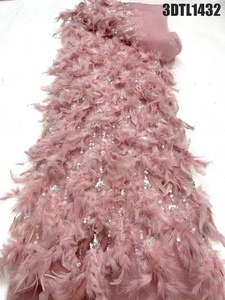 Lussuoso tessuto di pizzo piuma 3D Dubai pizzo di piume fatto a mano con paillettes tessuto abito indiano - Product Image 2