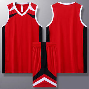 カスタムメンズバスケットボールジャージ 100% ポリエステル 通気性 抗UV デジタルプリント フロントロゴ カスタムチーム名 ブランド オールシーズン - Product Image 2