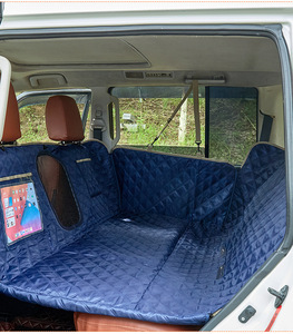 Housse de siège arrière <span class=keywords><strong>pour</strong></span> animaux de compagnie étanche de luxe noir protecteur de siège de <span class=keywords><strong>voiture</strong></span> <span class=keywords><strong>pour</strong></span> <span class=keywords><strong>chien</strong></span> <span class=keywords><strong>pour</strong></span> SUV <span class=keywords><strong>Protection</strong></span> de siège de <span class=keywords><strong>voiture</strong></span> <span class=keywords><strong>pour</strong></span> animaux de compagnie housse de siège à fond dur - Product Image 6