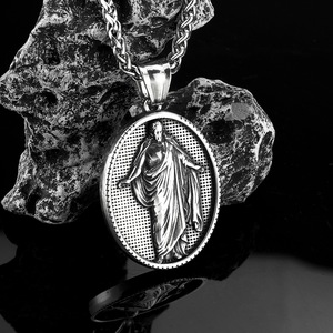 Collar con colgante de acero inoxidable yunnique para hombre, diseño de santo griego antiguo, cadena con dije ovalado, accesorio de moda - Product Image 1