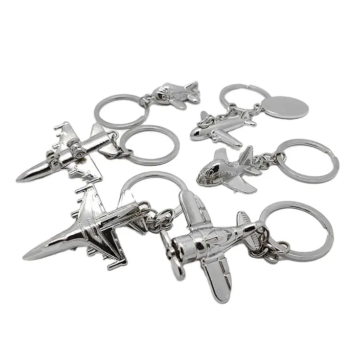 Porte-clés de voiture Porte-clés breloque coeur Porte-clés personnalisé avec logo personnalisé Porte-clés avion vierge en vrac Porte-clés en métal avion 3D