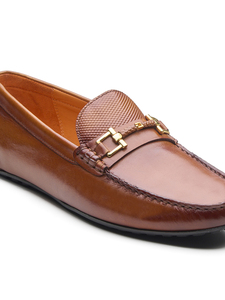 Mocasines de cuero importado al por mayor para hombre, con punta redonda, sin cordones, zapatos formales con forro de cuero DD y lámina interior Ortholite. - Product Image 6