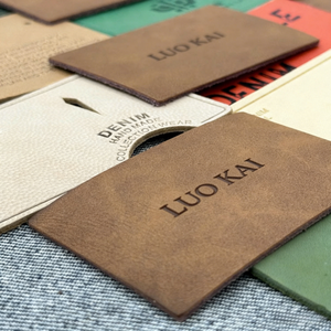 Etiquetas de Cuero Ecológicas con Logotipo de Marca Personalizado en Relieve, Etiquetas de Cuero en Rollo para Ropa, Etiquetas para Jeans, Ropa y Sombreros - Product Image 2