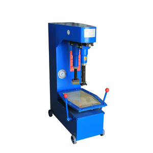 Machine de réparation et d'assemblage de chaussures décontractées à bas prix pour la fabrication de baskets - Product Image 1