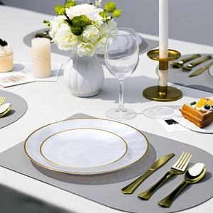 Fábrica al por mayor elegante cargador <span class=keywords><strong>de</strong></span> plástico placas en relieve Seashell textura inversa con oro/<span class=keywords><strong>plata</strong></span> borde lujo evento <span class=keywords><strong>vajilla</strong></span> - Product Image 1
