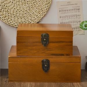 Bois Vintage fait à la main artisanat grande boîte avec serrure et clé en bois souvenir boîte esthétique chambre déco salle de bain chambre accessoires - Product Image 1