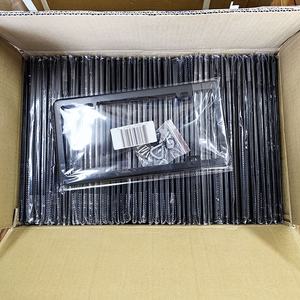 Cadres de <span class=keywords><strong>plaque</strong></span> d'<span class=keywords><strong>immatriculation</strong></span> noirs Chrome Silver Couvercle de <span class=keywords><strong>plaque</strong></span> d'<span class=keywords><strong>immatriculation</strong></span> de voiture en acier inoxydable avec vis - Product Image 6