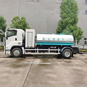 Camion-citerne Isuzu FVR 6 roues 12 m³ le plus vendu pour le lavage des rues et l'aménagement paysager municipal - Product Image 4
