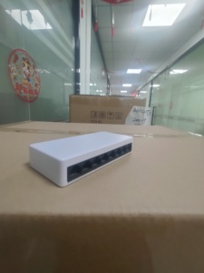 สวิตช์อีเธอร์เน็ต 8 พอร์ต โรงงานผลิต 10/100 Mbps รองรับ Reverse Power Supply สำหรับเครือข่าย ODM/OEM RJ45 สวิตช์อีเธอร์เน็ต Gigabit ความเร็วสูงสำหรับสำนักงาน - Product Image 6
