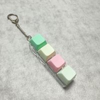 Millan Wholesale Led Keycap Keychain Fidget Keychain Relieves Stress Candy Color Click Keycap Fidget Keychain for Stress Relief