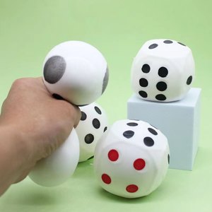Pelota Antiestrés Creativa para Personas Mayores, de PU, con Forma de Dado, Diseño Kawaii, Regalo de Dibujos Animados - Product Image 2