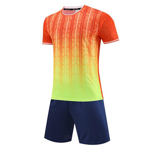 Set di Abbigliamento Sportivo da <span class=keywords><strong>Calcio</strong></span> Personalizzato all'Ingrosso, Traspirante, Stagione 25/26, Maglia e <span class=keywords><strong>Pantaloncini</strong></span> per Club, Scuole e <span class=keywords><strong>Squadre</strong></span> - Product Image 3