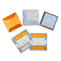 Piquets et marqueurs de contour réfléchissants en aluminium moulé et plastique, panneaux de signalisation routière surélevés simple/double face pour la sécurité routière