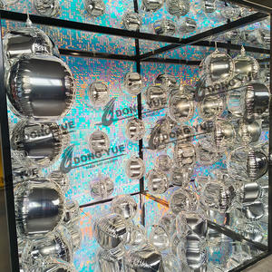 कस्टम सिल्वर मिरर फोटो बूथ बॉक्स स्क्वायर सीक्वल पैनल पृष्ठभूमि वाली पत्रिका फोटो बूथ - Product Image 6