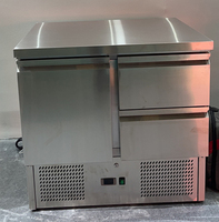368L 3 portes solides table pizza salade bar sandwich présentoir avec dosseret comptoir réfrigérateur commercial