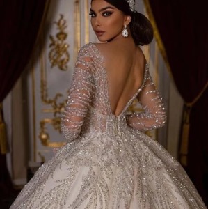 Vestido de Novia Bohemio Personalizado para Mujer, con Encaje, Manga Larga, Brillante, con Lentejuelas, Estilo Vintage, con Espalda Descubierta y Cordones - Product Image 2