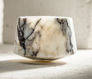 Taza de Café de Mármol Blanco Calacatta Natural Puro NANWEI, Hecha a Mano para Momentos de Bebida Elevados - Product Image 6