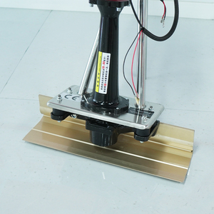 Outils de nivellement vibratoires pour sols en béton, équipement routier avec moteur, règle vibrante pour le nivellement du <span class=keywords><strong>ciment</strong></span> - Product Image 2