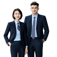 Blouses de Chef Professionnelles Unisexe en Polyester Tricoté à Manches Courtes avec Boutons, Personnalisables/OEM, pour Restaurants et Bars (Vente en Gros)