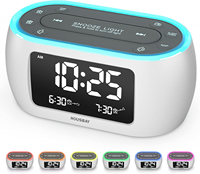 Dualer Radiowecker mit Modernem Design, LCD-Display, 7-Farben-Nachtlicht, Nickerchen-Timer, UKW-Radio, Auto-Abschaltung, für Schlafzimmer und Schreibtisch, aus Kunststoff, Leuchtend