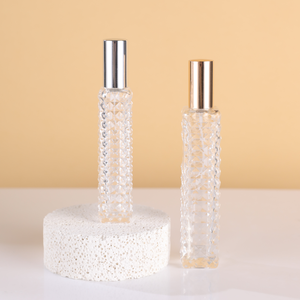 थोक कस्टम खाली ग्लास इत्र की बोतलें 20 मिलीलीटर 35 मिलीलीटर अनियमित आकार लक्जरी ब्रांड पैकेजिंग के लिए पंप स्प्रेयर के साथ - Product Image 4