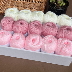 Lot de 15 pelotes de fil pour bébé de 750g, 3 couleurs mélangées, fil à crocheter en laine protéinée de soie pour tricot à la main, pulls, bonnets, chaussures et projets DIY pour bébés - Product Image 6