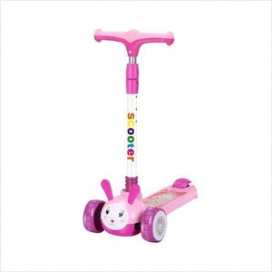 <span class=keywords><strong>Trottinette</strong></span> <span class=keywords><strong>3</strong></span>-en-1 pour enfants de 2 à 6 ans, <span class=keywords><strong>trottinette</strong></span> pliable à <span class=keywords><strong>3</strong></span> <span class=keywords><strong>roues</strong></span>, <span class=keywords><strong>trottinette</strong></span> à roulettes lumineuses pour garçons et filles, pour l'extérieur - Product Image 6