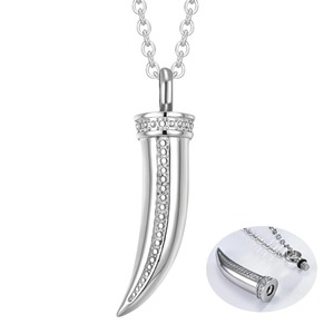 Collier de crémation classique en acier inoxydable avec pendentif en forme de cornes de loup pour cendres, bijou urne commémorative pour femmes et hommes - Product Image 1