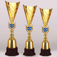 Nouveau design Ligue des Champions grande oreille trophée compétition sportive trophée de basket-ball de football trophée en métal personnalisé