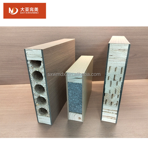 Style minimaliste populaire solide balançoire ouverture portes intérieures en chêne avec lignes de sculpture noires portes intérieures de haute qualité pour <span class=keywords><strong>bloc</strong></span> - Product Image 4