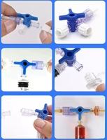 Robinet à trois voies avec tube d'extension pour vétérinaire
