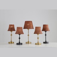 Lampes de table nordiques de chambre à coucher en osier de rotin de matériau naturel LED noir et or avec ampoule rechargeable
