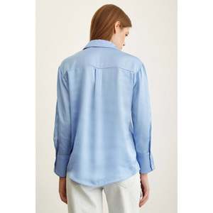 Chemise en satin basique pour femme, bleu clair, classique, boutonnée, chemisier de bureau, style simple - Product Image 4