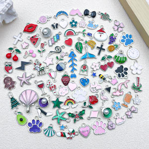 DIY Schmuckzubehör Weißer K-Tropfenöl-Legierungsanhänger mit fünfzackiger Sternkrone für gemischte Armbänder und Halsketten - Product Image 2