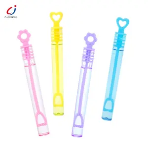 Chengji outdoor toys wholesale mini bubble wands party favors handheld plastic soap water bubble stick toys for kids boys girls