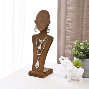 Espositore per collana in legno marrone a un livello - Product Image 4