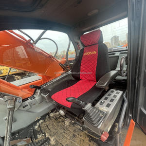 Excavadora de cadenas Doosan DX225LC de 22 toneladas, usada, original de Corea, modelo 2020, equipada con PLC y motor para construcción. - Product Image 4