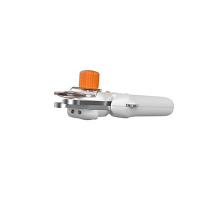 Nouvelles Ciseaux à Ongles pour Animaux de Compagnie, Manucure pour Chat, Ciseaux à Ongles pour Chat avec Éclairage LED Réglable et Détection de Veines Sanguines - Product Image 1