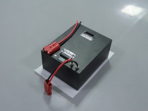 Batterie lithium-ion haute puissance 24V 200Ah 280Ah 300Ah pour système solaire - Product Image 3
