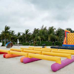 Circuito inflable para team building en Vietnam, de PVC, garantiza la seguridad en el transporte, apto para todas las estaciones, inflable Thuy Linh - Product Image 1
