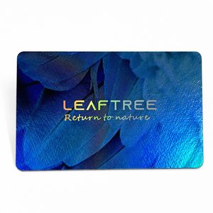 Carte-cadeau de luxe d'estampage de feuille de laser en plastique PVC de qualité supérieure - Product Image 5