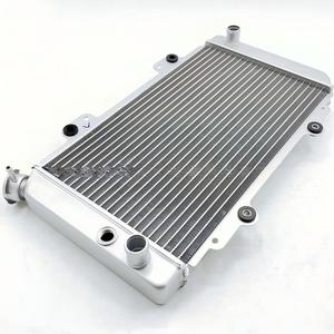 Pièces de <span class=keywords><strong>moto</strong></span>, réservoir d'eau, <span class=keywords><strong>radiateur</strong></span> compatible avec Hisun 700CC HS700 ATV - Product Image 1