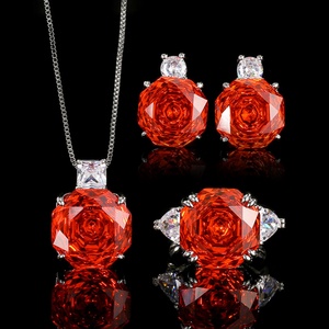 Ensemble de bijoux pendentif et boucles d'oreilles en cuivre éco-responsable, zircon cubique rouge taille rose 14-12MM, pour femme - Product Image 3