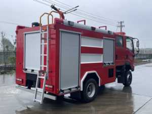 <span class=keywords><strong>Camion</strong></span> de pompiers professionnel avec échelle aérienne et pompe à haut débit pour le sauvetage aéroportuaire - Product Image 4