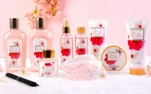 Panier-cadeau spa 11 pièces pour femmes, coffret bain et corps parfumé à la fleur de cerisier de <span class=keywords><strong>Green</strong></span> <span class=keywords><strong>Canyon</strong></span> Spa pour elle - Product Image 2